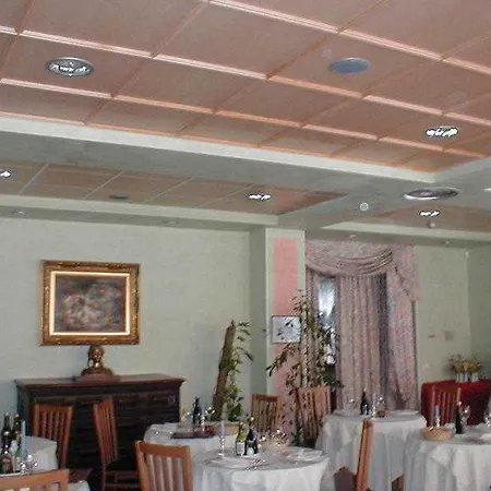 فندق Delle Ortensie Sant'Omobono Imagna